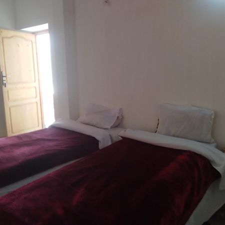 Hotel Et Restaurant Riad Amodou Тингир Экстерьер фото